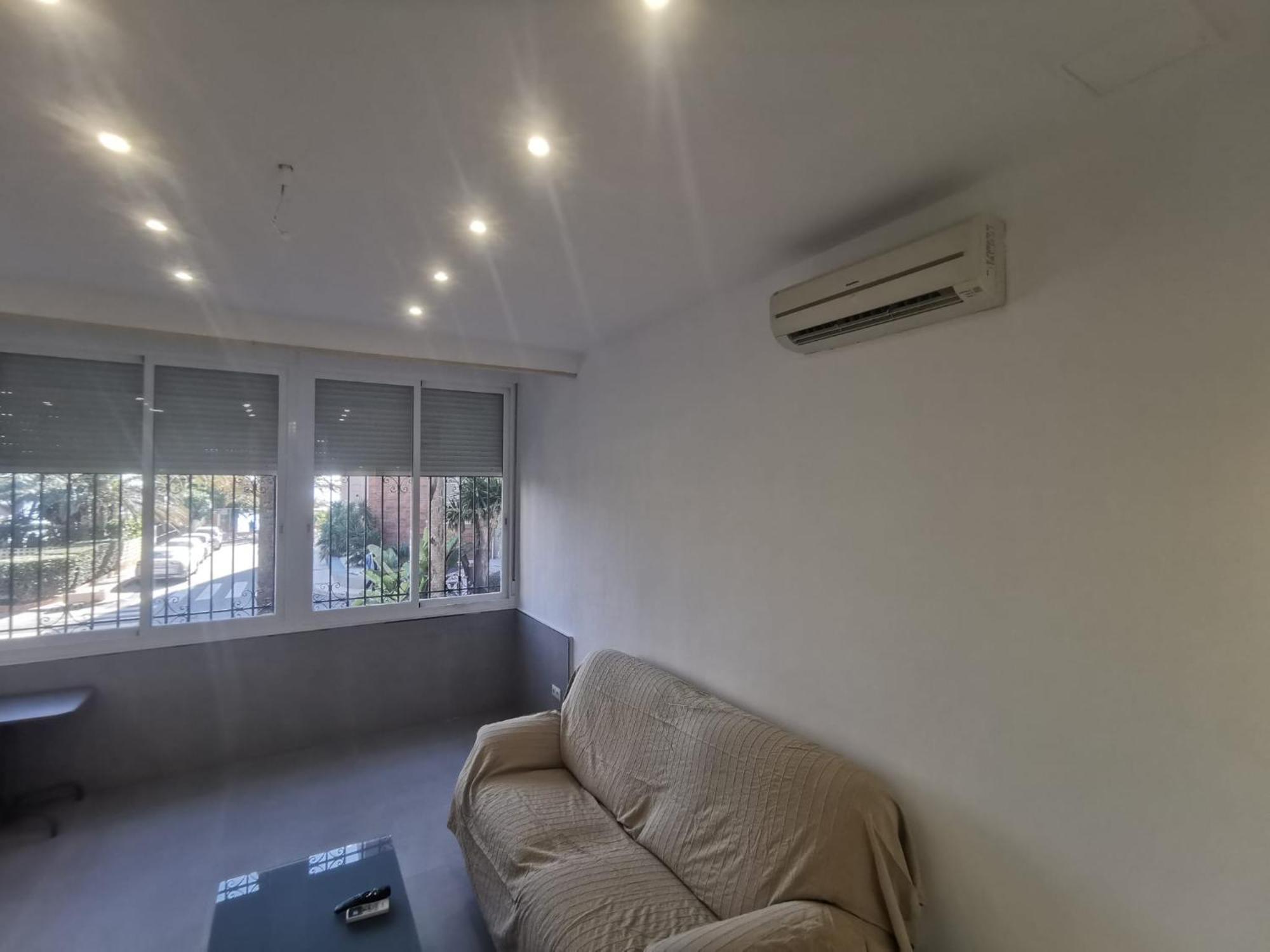 Urbanizacion La Roca, Estudio Торремолинос Номер фото